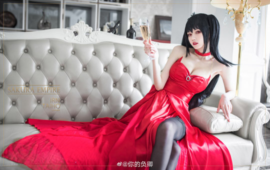 【COS正片】碧蓝航线 大凤毒苹果cos CN你的负卿