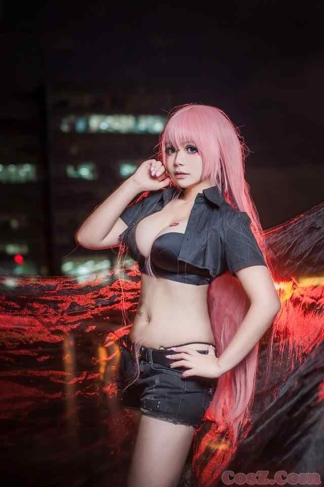 女神瑛夜的巡音流歌COS