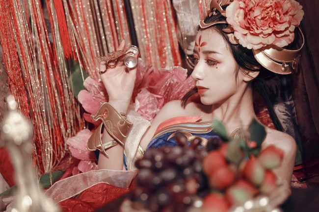 弦动，情动，心动。尽情放纵一曲